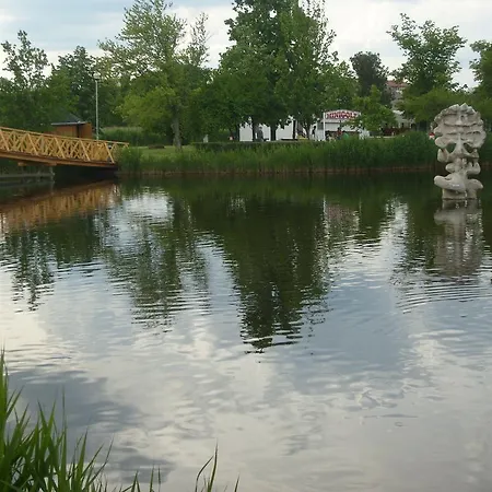 Guest house Otthon