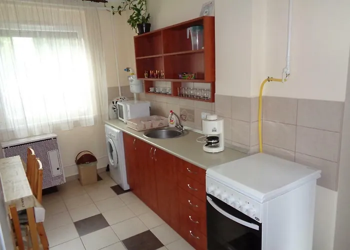 Otthon بيت ضيافة Hajdúszoboszló